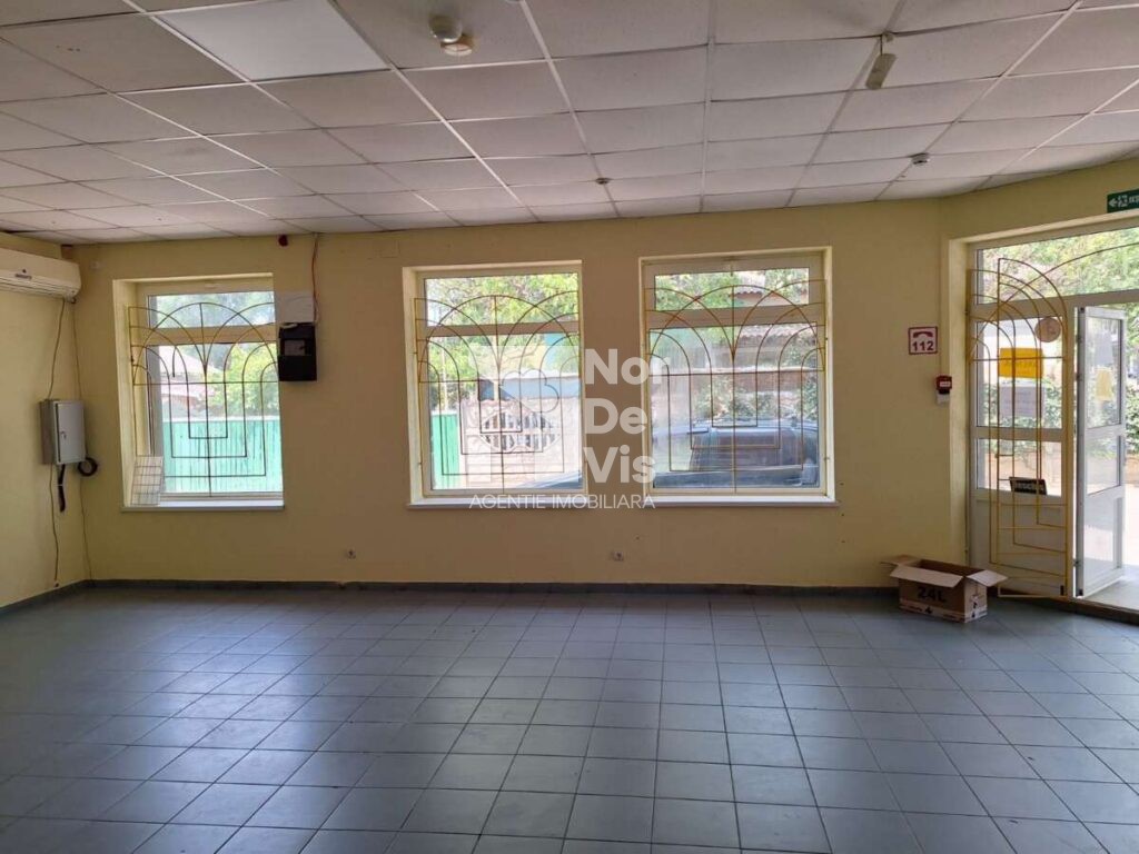 se da in chirie spatiu comercial