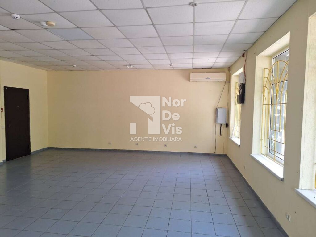 se da in chirie spatiu comercial