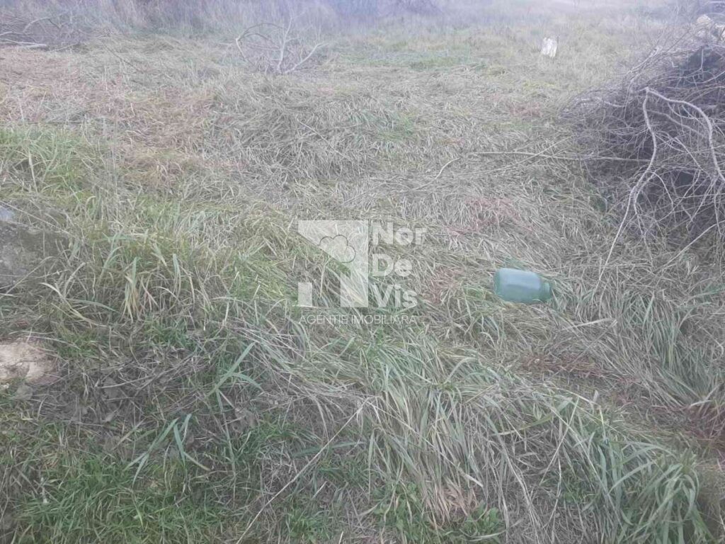 se vinde teren pentru constructii